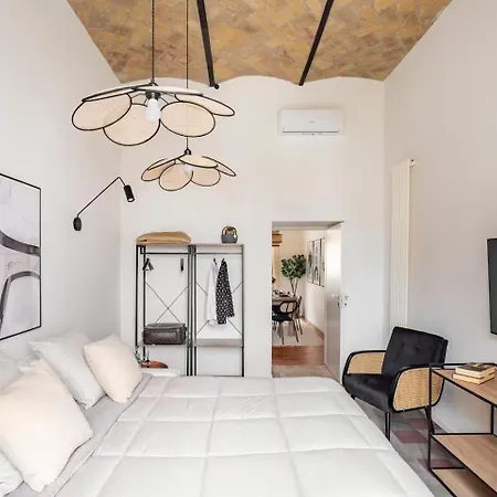 Comfortable Luxury Near The Colosseum - Rome