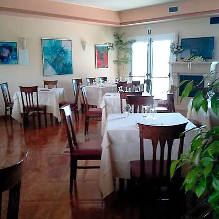 Hotel Comfortable Luxury Apartments Near The Colosseum - Rome Azzano Decimo