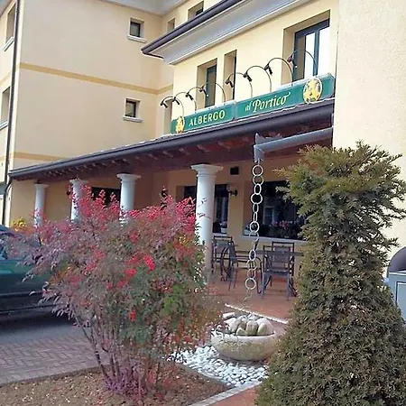 Comfortable Luxury Apartments Near The Colosseum - Rome Hotel