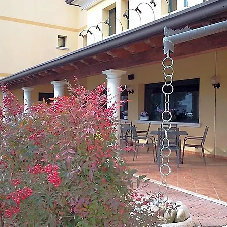 Comfortable Luxury Apartments Near The Colosseum - Rome 3*