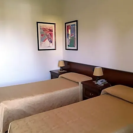 Comfortable Luxury Apartments Near The Colosseum - Rome 3* Azzano Decimo