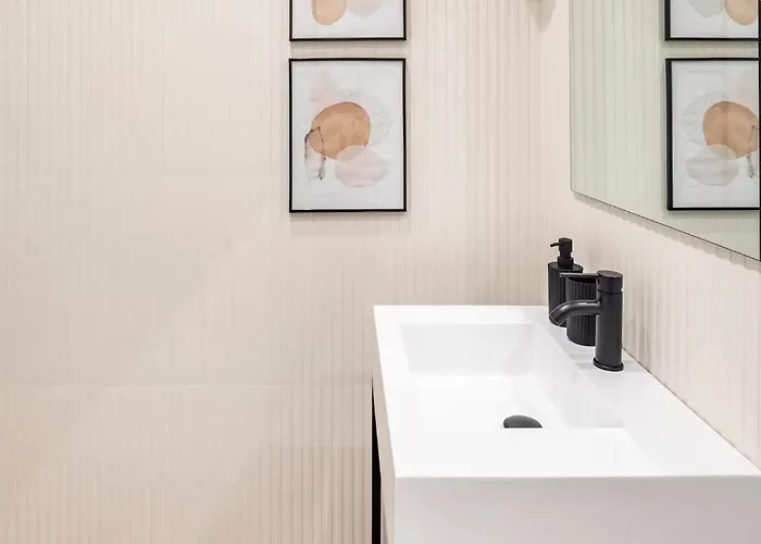 Szálloda Comfortable Luxury Near The Colosseum - Rome