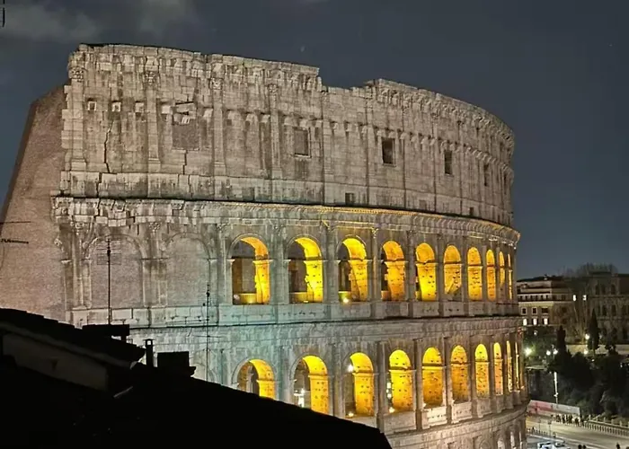 Szálloda Comfortable Luxury Near The Colosseum - Rome