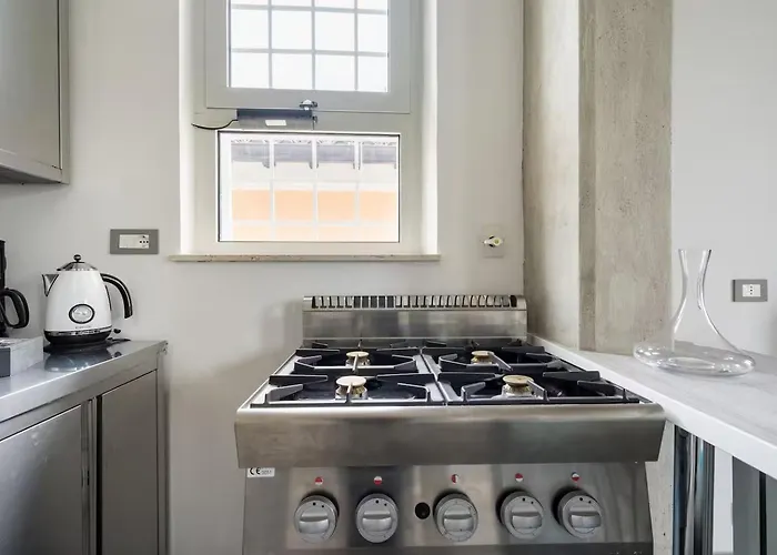 Comfortable Luxury Near The Colosseum - Rome 3* Azzano Decimo