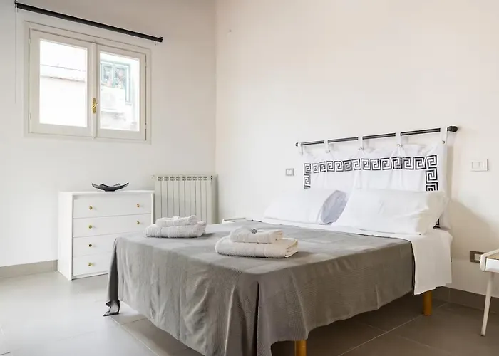 Comfortable Luxury Near The Colosseum - Rome Szálloda Azzano Decimo