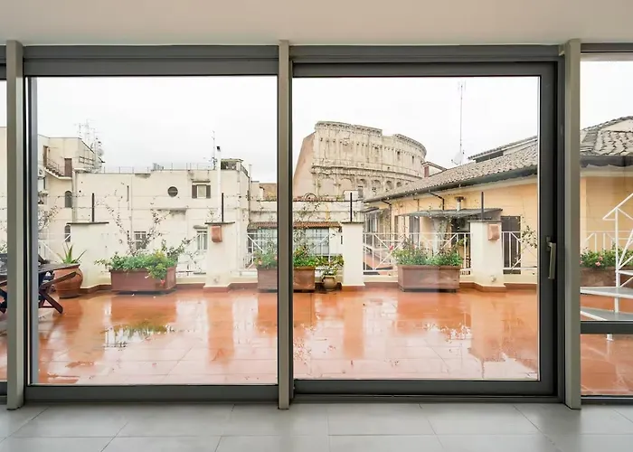 Szálloda Comfortable Luxury Near The Colosseum - Rome 3*